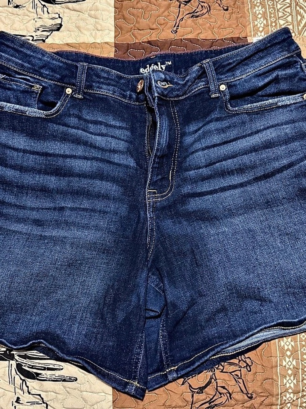 Edgely Denim Jean Shorts Blue Size 18 Like New